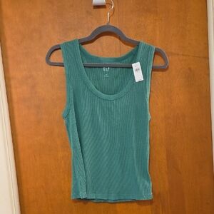 New With Tags GAP Women's Ribbed Tank Top M